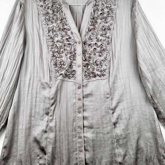 Gerry Weber Grey Beautiful Blouse with Embellished Neckline - Picture 12 of 13